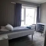 בית אירוח Sleep In *